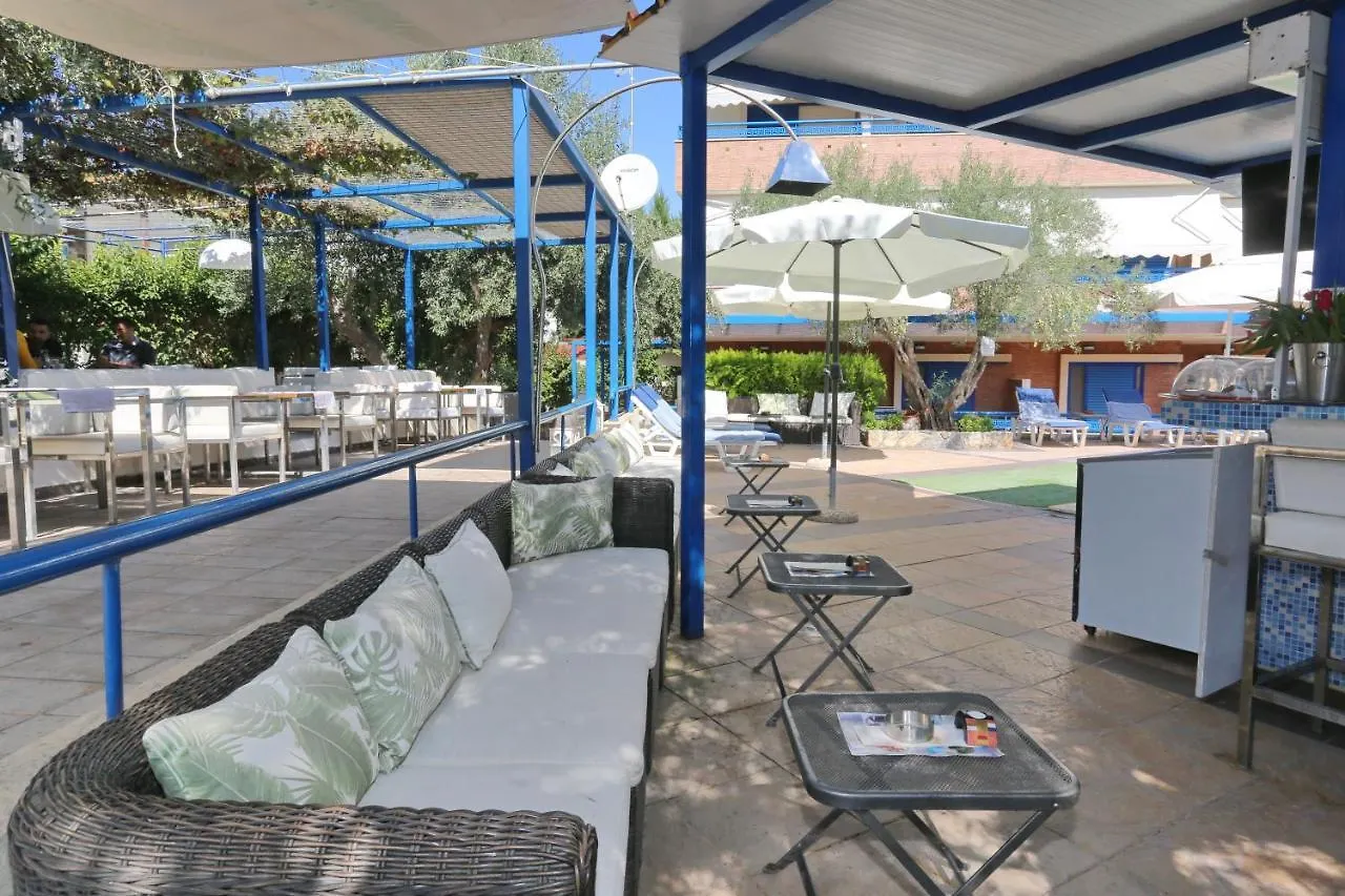 Philoxenia Village Hotel-Studios Pefkochori Aparthotel